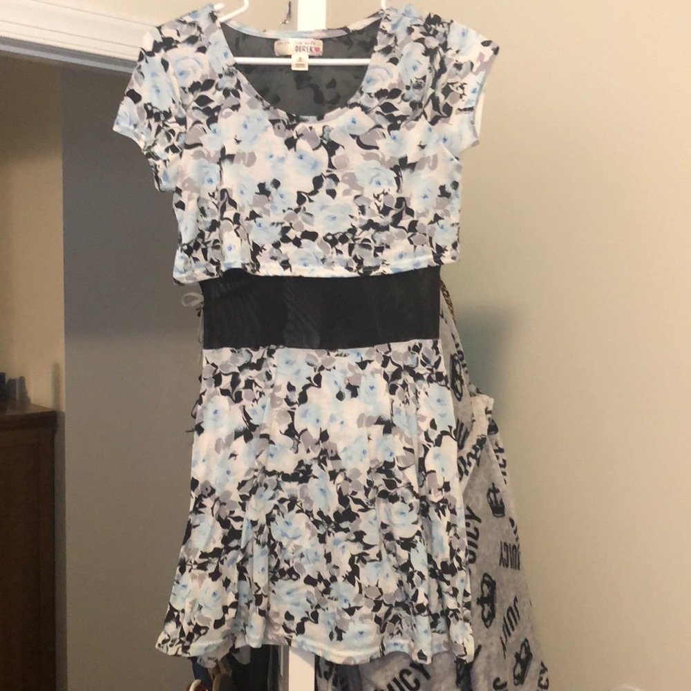 Size small